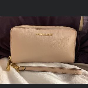 Michael Kors wallet